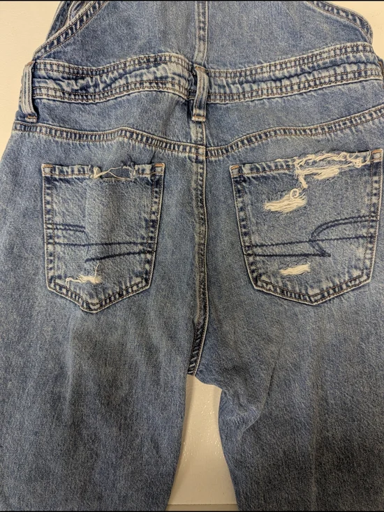 AMERICAN EAGLE Ripped DISTRESSED Patched TOMGIRL Denim OVERALLS XS - Picture 11 of 13